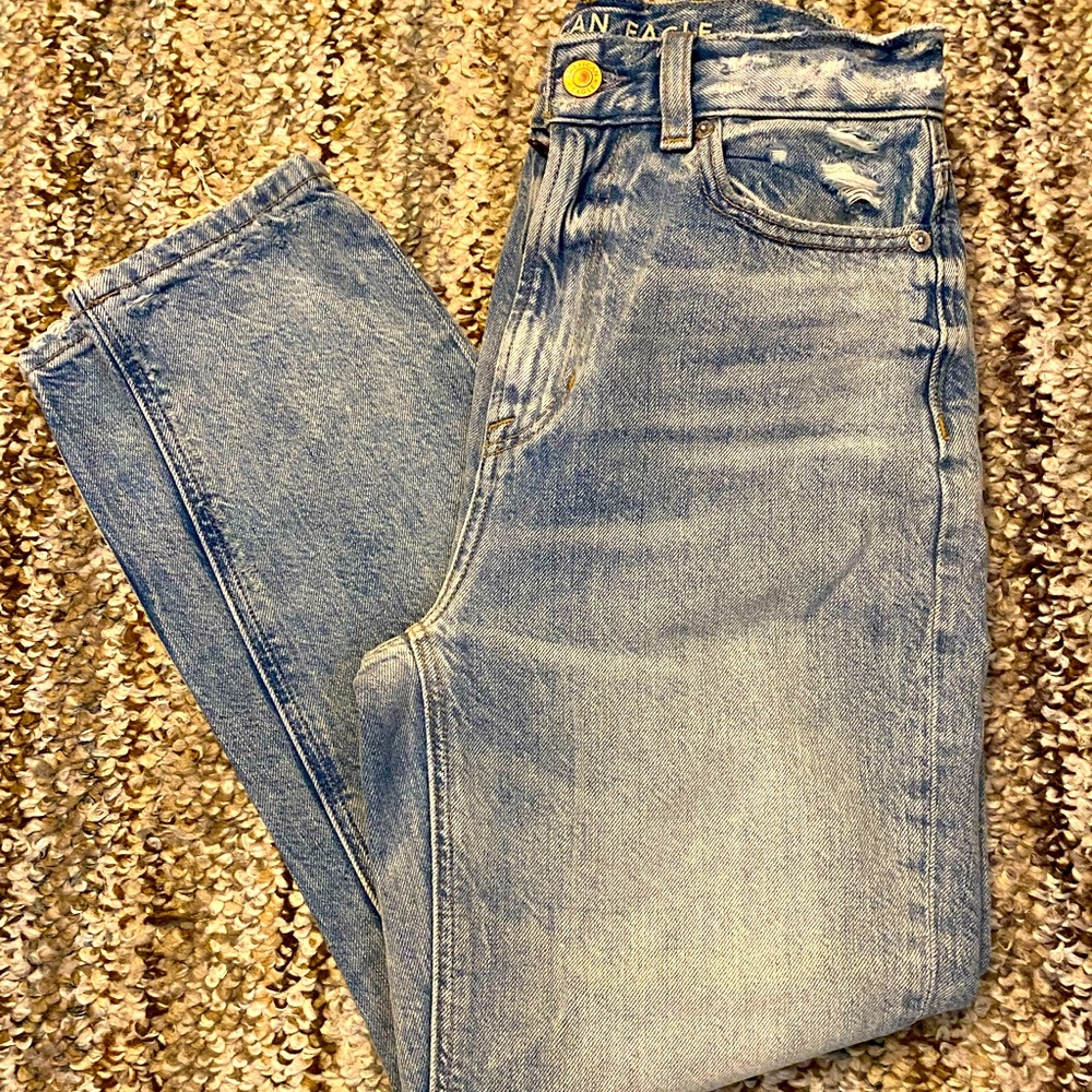 American Eagle Mom Jeans